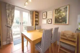 3 Cranbrook Park, photo 3