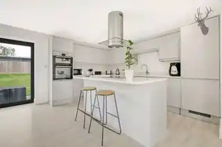 3 Cutlers Mews, photo 4