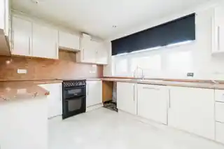 3 Ennerdale Avenue, photo 3