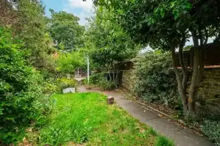 3 Gladding Road, photo 4