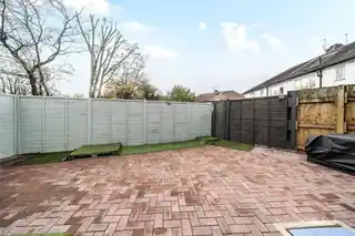 3 Grafton Close, photo 3
