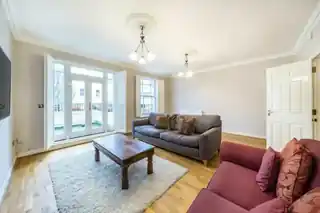 3 Henry Tate Mews, photo 4
