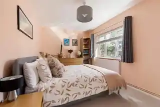 3 Hermitage Walk, photo 3