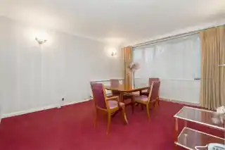 3 Heronslea Drive, photo 4