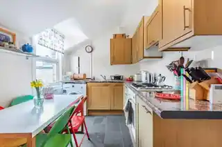 3 Holmdene Avenue, photo 4