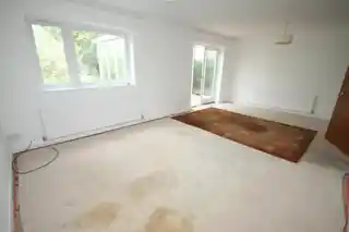 3 Hunt Close, photo 3