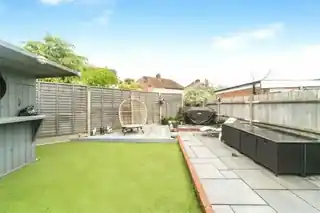 3 Hunters Road, photo 4