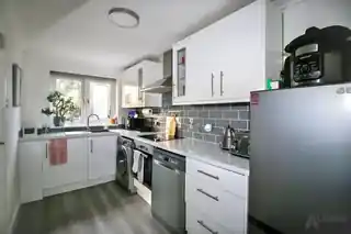 3 Kingsley Court, photo 3