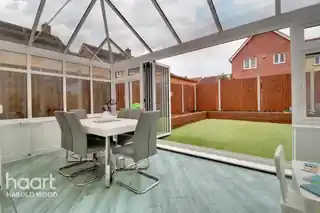 3 Leaf Hill Drive, photo 4