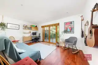 3 Lelitia Close, photo 2