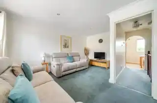 3 Manor Road, photo 3