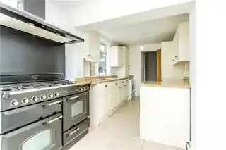 3 Mansfield Road, photo 4