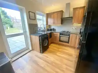 3 Maple Crescent, photo 4