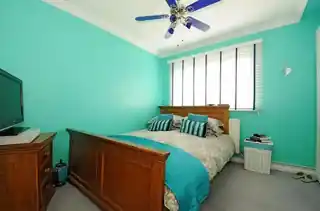 3 Mary Ann Gardens, photo 3