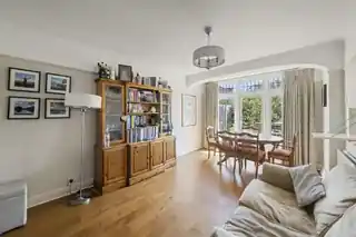 3 Mayfair Avenue, photo 3