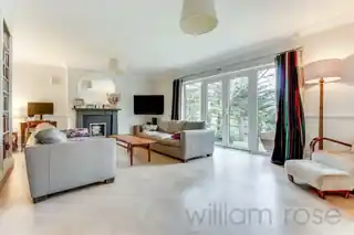 3 Mellish Gardens, photo 3