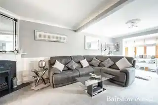 3 Moorland Close, photo 4