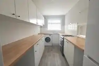3 Nigel Close, photo 2