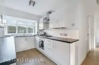 3 Park Way, photo 3