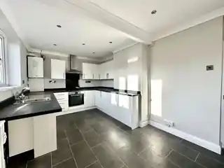 3 Penzance Gardens, photo 4