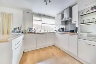 3, Pope Court, Parkleys, photo 3