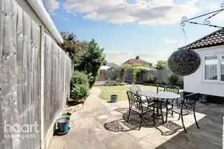 3 Purley Close, photo 4