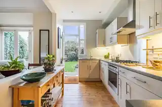 3 Shelton Road, photo 4