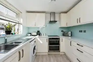 3 Shore Close, photo 2