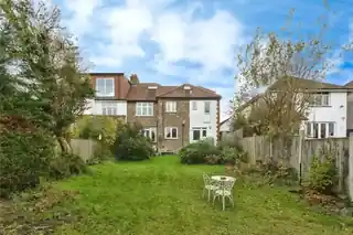 3 Sussex Road, photo 3
