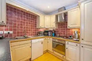 3 Valery Place, photo 2