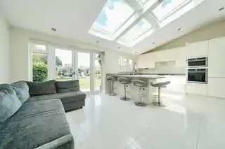 3 Walnut Way, photo 4