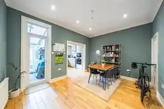 3 Westcroft Road, photo 4