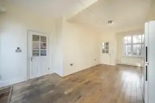 3 Winscombe Crescent, photo 3