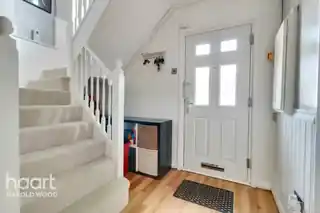 3 Wrexham Road, photo 2