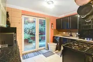 30 Alton Close, photo 4