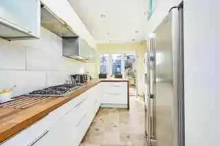 30 Brightling Road, photo 3