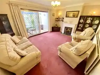 30 Cambria Close, photo 2