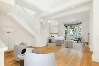30 Graham Road, photo 2