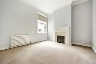 30 Grovelands Road, photo 4