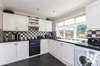 30 Homestead Road, photo 3