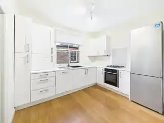 30 Kenley Road, photo 3