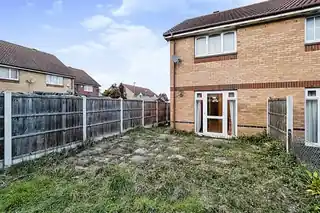 30 Lowry Road, photo 4