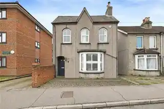 30 Mayplace Road East, photo 2