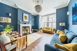 30 Park Hall Road, photo 2