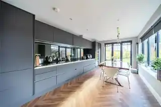 30 Park Hall Road, photo 3