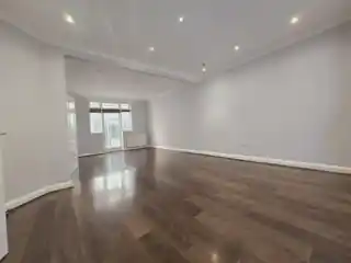30 Park View Gardens, photo 4