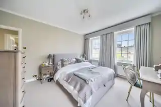 30 Parkside, photo 3