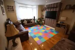 30 Russell Road, photo 4