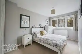 30 Russett Way, photo 4