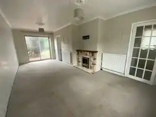 30 Stapleton Crescent, photo 3